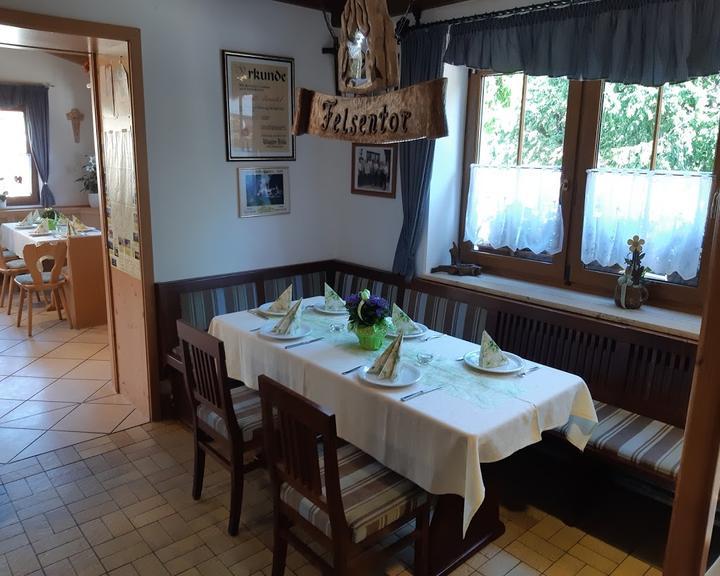 Gasthaus Zum Felsentor